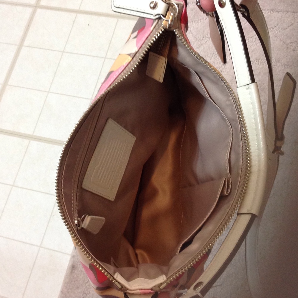 COPY - Colorful coach cross body bag. - Picture 3 of 3
